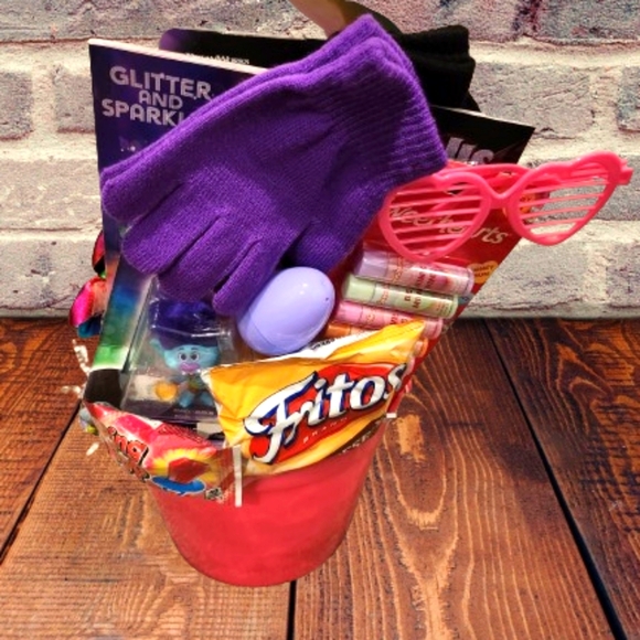 Trolls Easter Basket - Picture 2 of 2